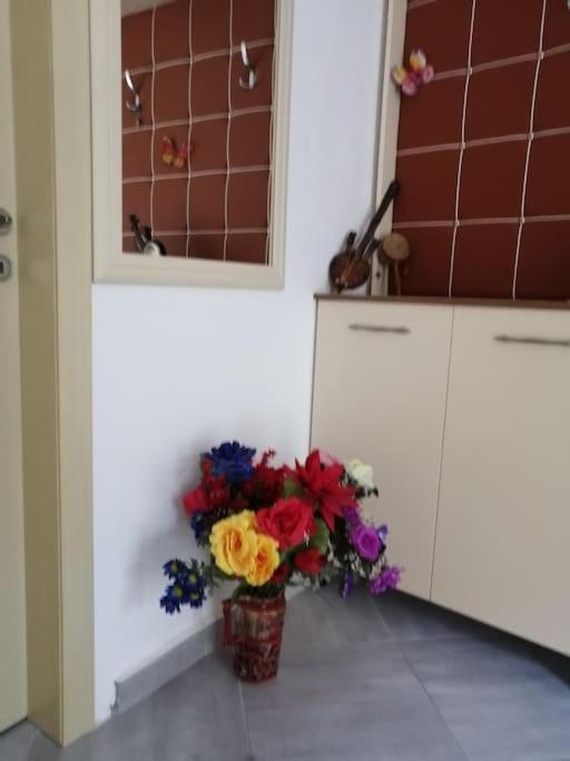 Eni Apartament *