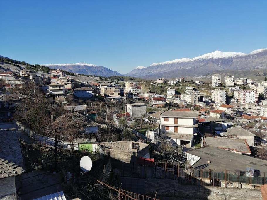 Apartament Eni *