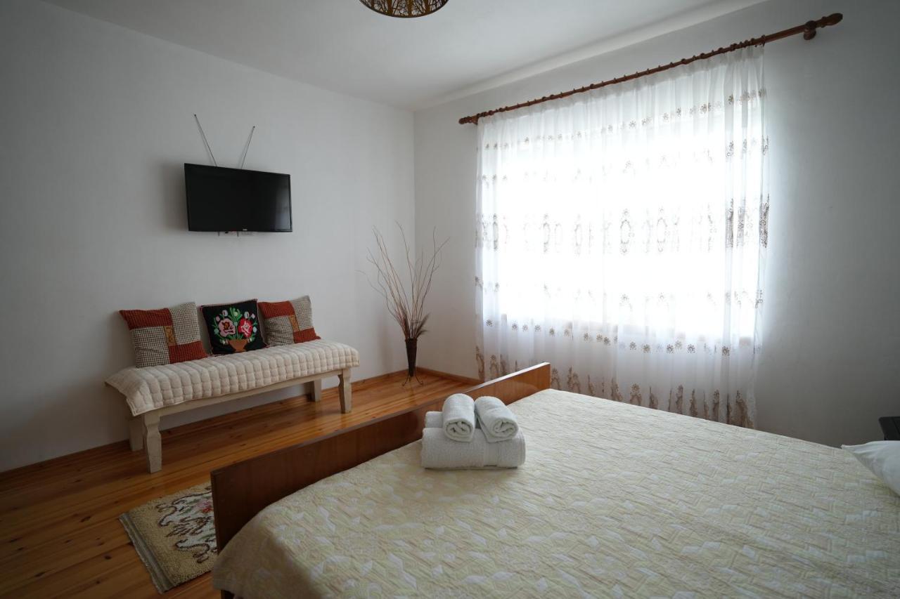Eni * Gjirokastra