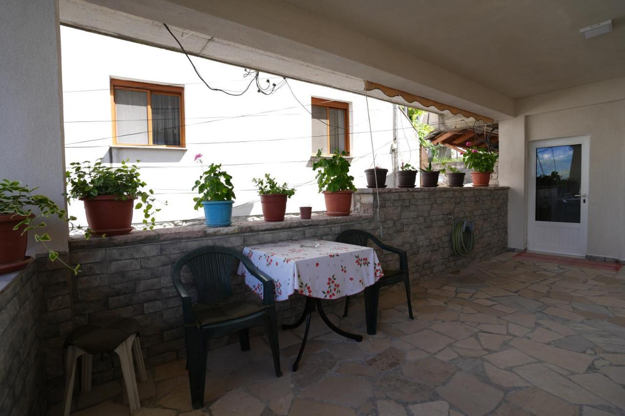 Apartament Eni Gjirokastra